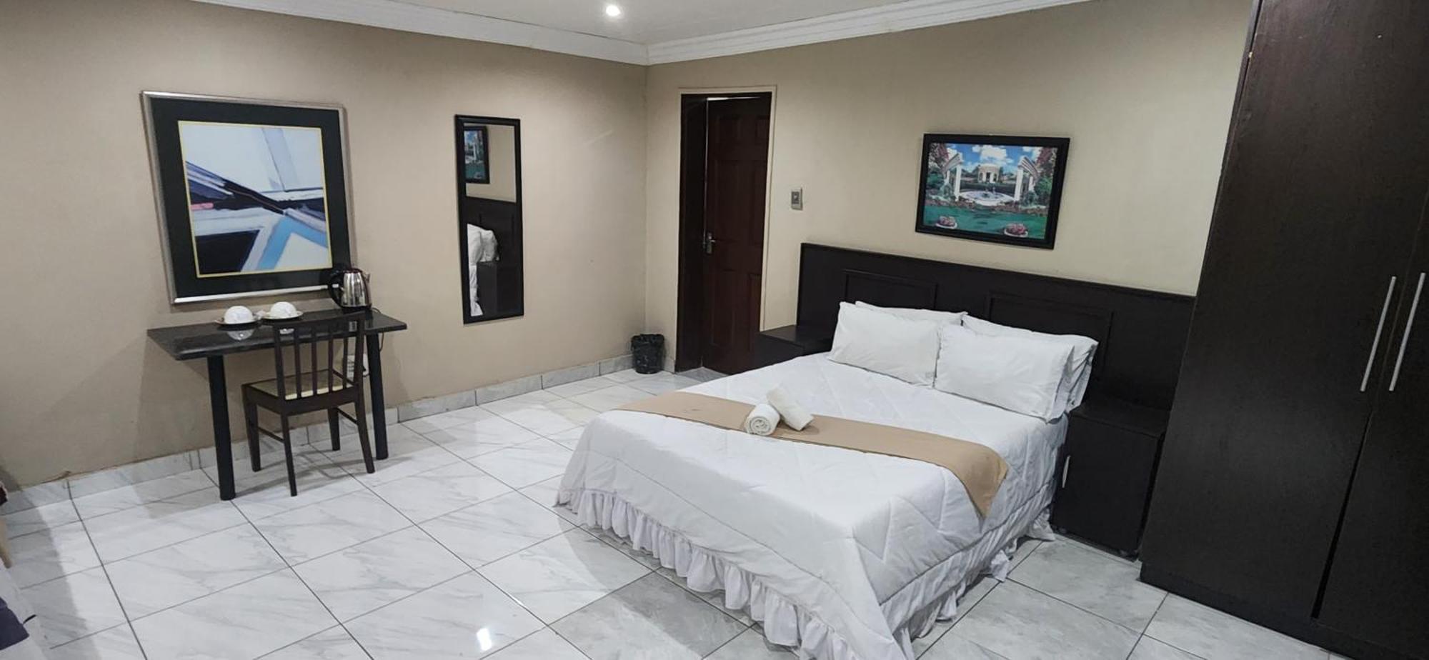 Jomus Guest House Welkom Bagian luar foto